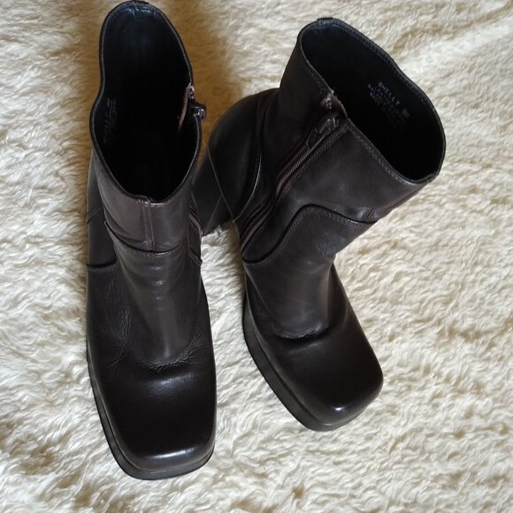 Steve Madden Shelly boot - Picture 2 of 15